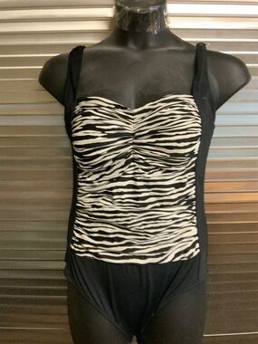 Merona swimsuit